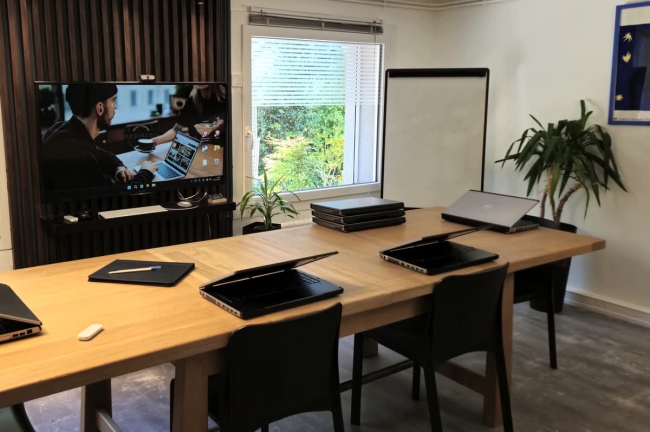 Louez des ordinateurs dans une salle Zen à Besançon